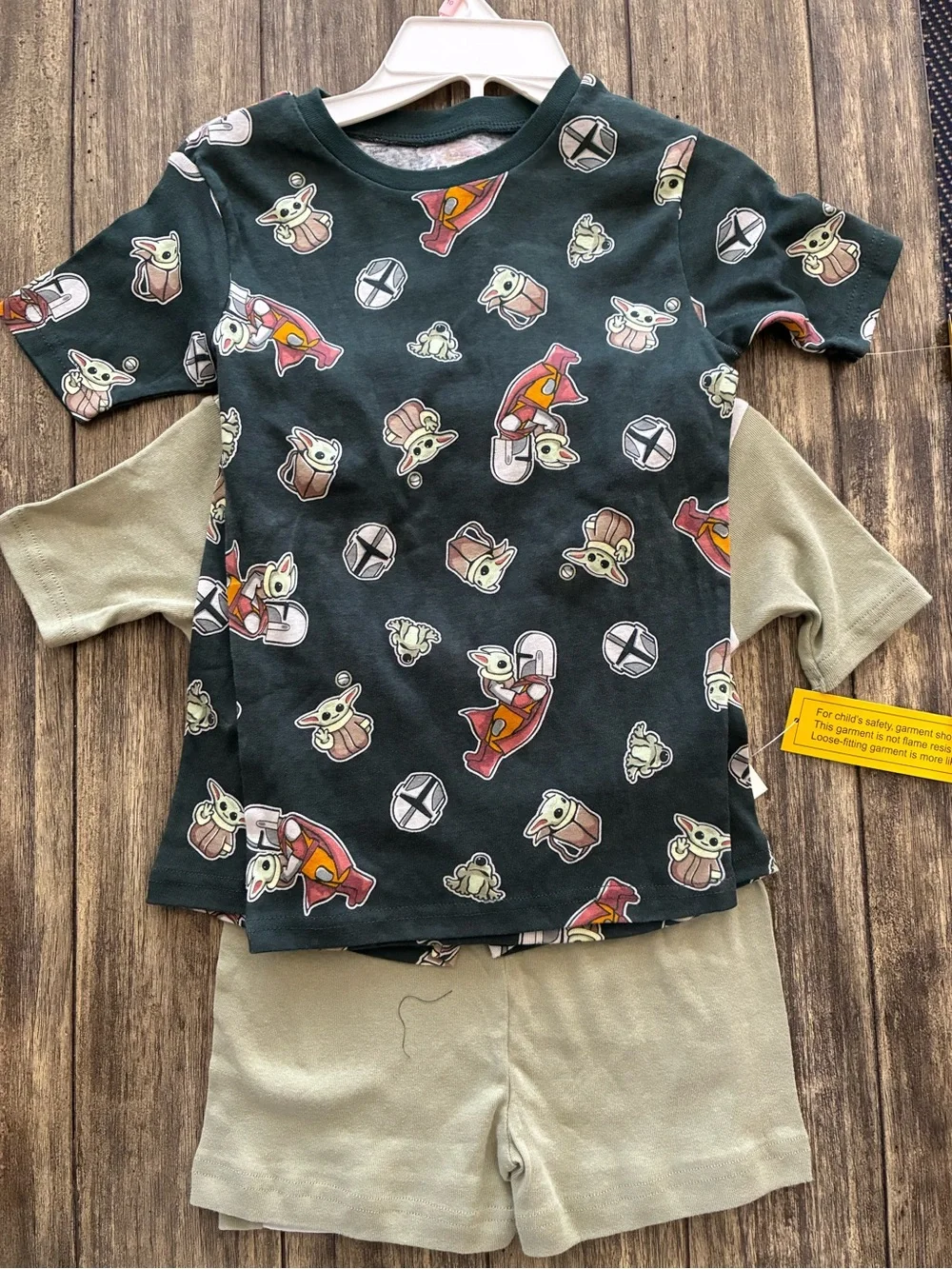 Kids Star Wars 4 Piece Set Size 10 Pajamas Short Sleeve Tops and Shorts